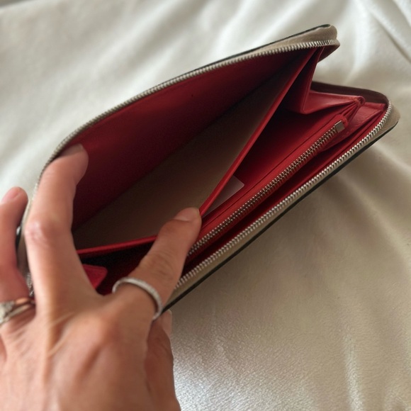 Celine beige long wallet - Picture 8 of 11